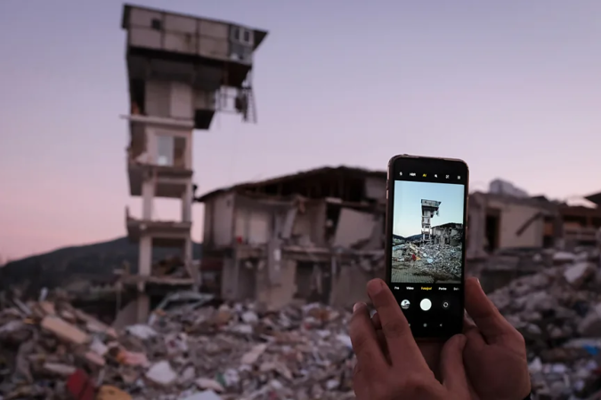 Como celulares podem detectar terremotos -  (crédito: BBC Geral)