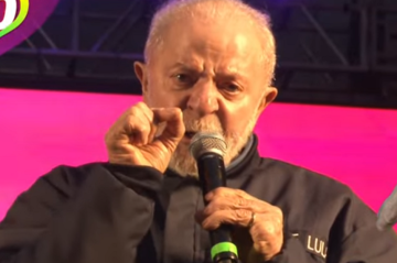 'Fui eleito pelas pessoas e converso com qualquer pessoa pra resolver os problemas desse país. Não tenho preconceito, não tenho veto partidário, ideológico', disse o presidente Lula -  (crédito: Reprodução / Youtube)