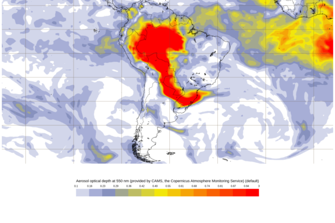 Mapa mostra dispersão da fumaça das queimadas pelo país nesta quinta-feira (29/8) -  (crédito: Copernicus Atmosphere Monitoring Service (CAMS) )