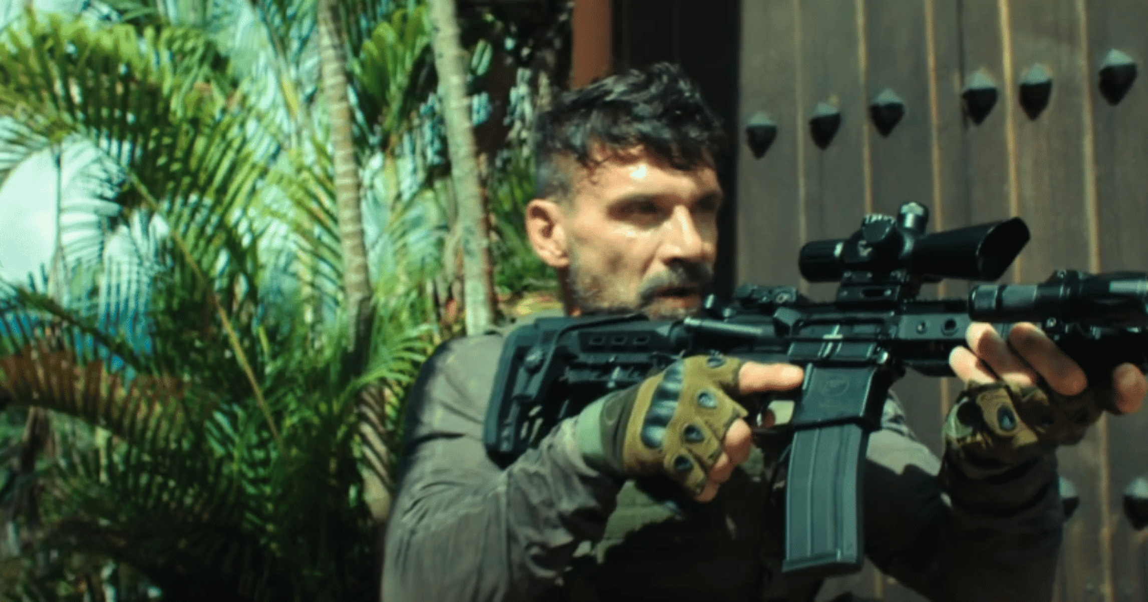 Frank Grillo esclarece polêmica sobre demissão da Marvel