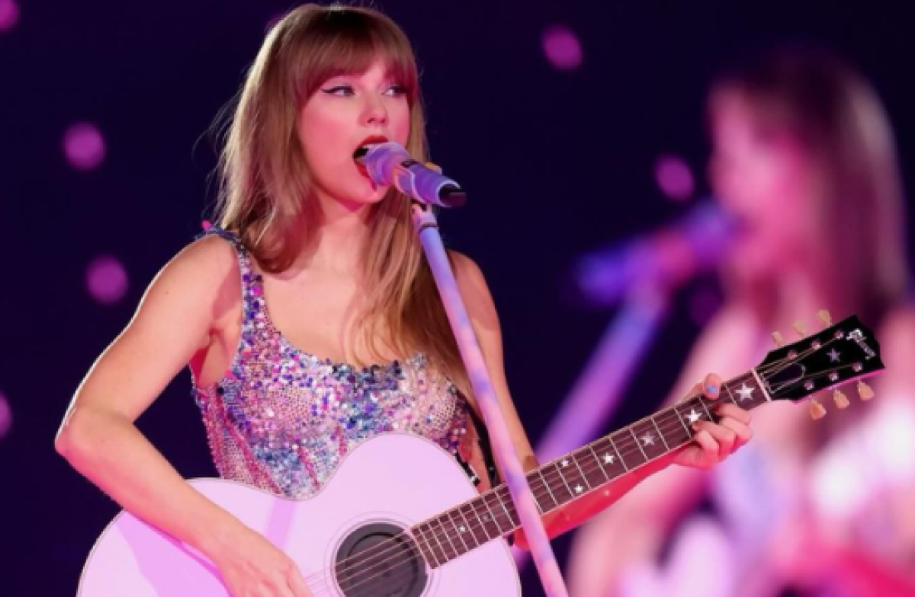 Taylor Swift se torna a cantora mais rica do mundo