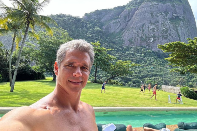 O valor da mansão de Garcia ultraa a considerada propriedade mais cara do Brasil — uma casa de 2,5 mil metros quadrados, localizada no Jardim Pernambuco, na parte nobre do Leblon
- (crédito: Reprodução/Instagram @oficialmarciogarcia) O valor da mansão de Garcia ultraa a considerada propriedade mais cara do Brasil — uma casa de 2,5 mil metros quadrados, localizada no Jardim Pernambuco, na parte nobre do Leblon
- (crédito: Reprodução/Instagram @oficialmarciogarcia)