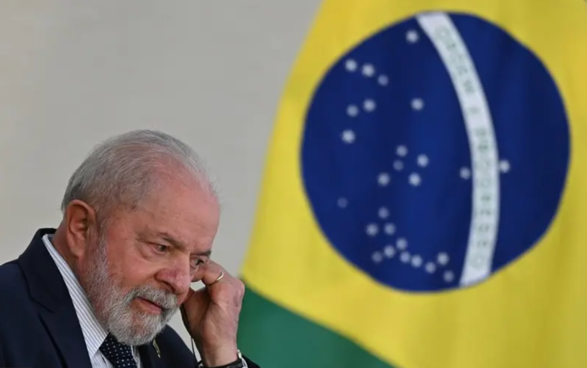 Queda fez Lula cancelar viagens, mas Planalto afirma que a decisão de não ir na COP 29 não ocorreu por recomendação médica. Presidente quer focar na Cúpula do G20, no Rio de Janeiro, e em reunião da Apec que ocorre no Peru, em novembro. -  (crédito: AFP)