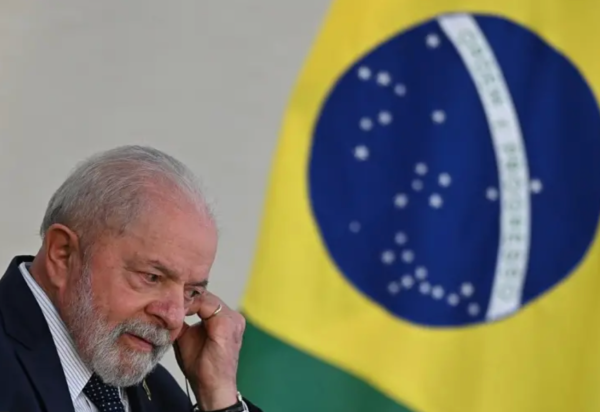 Queda fez Lula cancelar viagens, mas Planalto afirma que a decisão de não ir na COP 29 não ocorreu por recomendação médica. Presidente quer focar na Cúpula do G20, no Rio de Janeiro, e em reunião da Apec que ocorre no Peru, em novembro. -  (crédito: AFP)