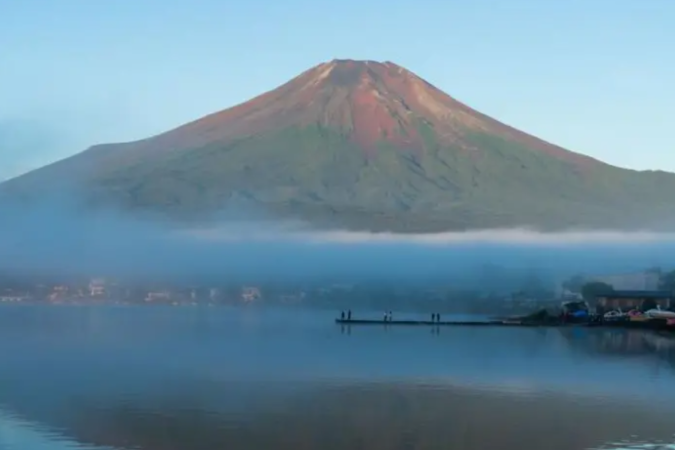 Por que cume do Monte Fuji alcançou período sem neve mais longo em 130 anos -  (crédito: BBC Geral)