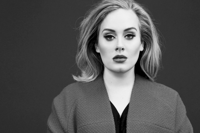 Justiça mantém proibição de música de Adele após acusação de plágio -  (crédito: TMJBrazil)