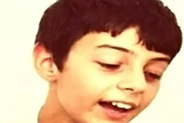 Bernardo Boldrini - O menino de 11 anos morreu em 4/4/2014 por superdosagem de remédio dado pela madrasta Graciele Ugulini. Ela, o pai do menino, Leandro, e dois cúmplices foram presos. O corpo da criança foi encontrada 10 dias depois do crime.   -  (crédito: reprodução TV)