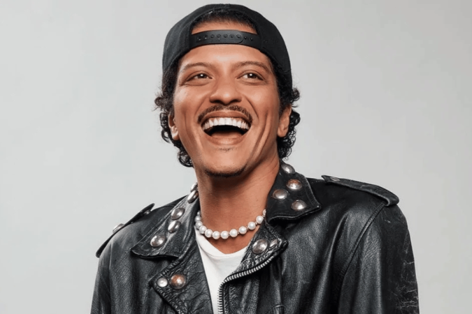 Bruno Mars planeja hino para celebrar sucesso de “Die With a Smile” -  (crédito: TMJBrazil)