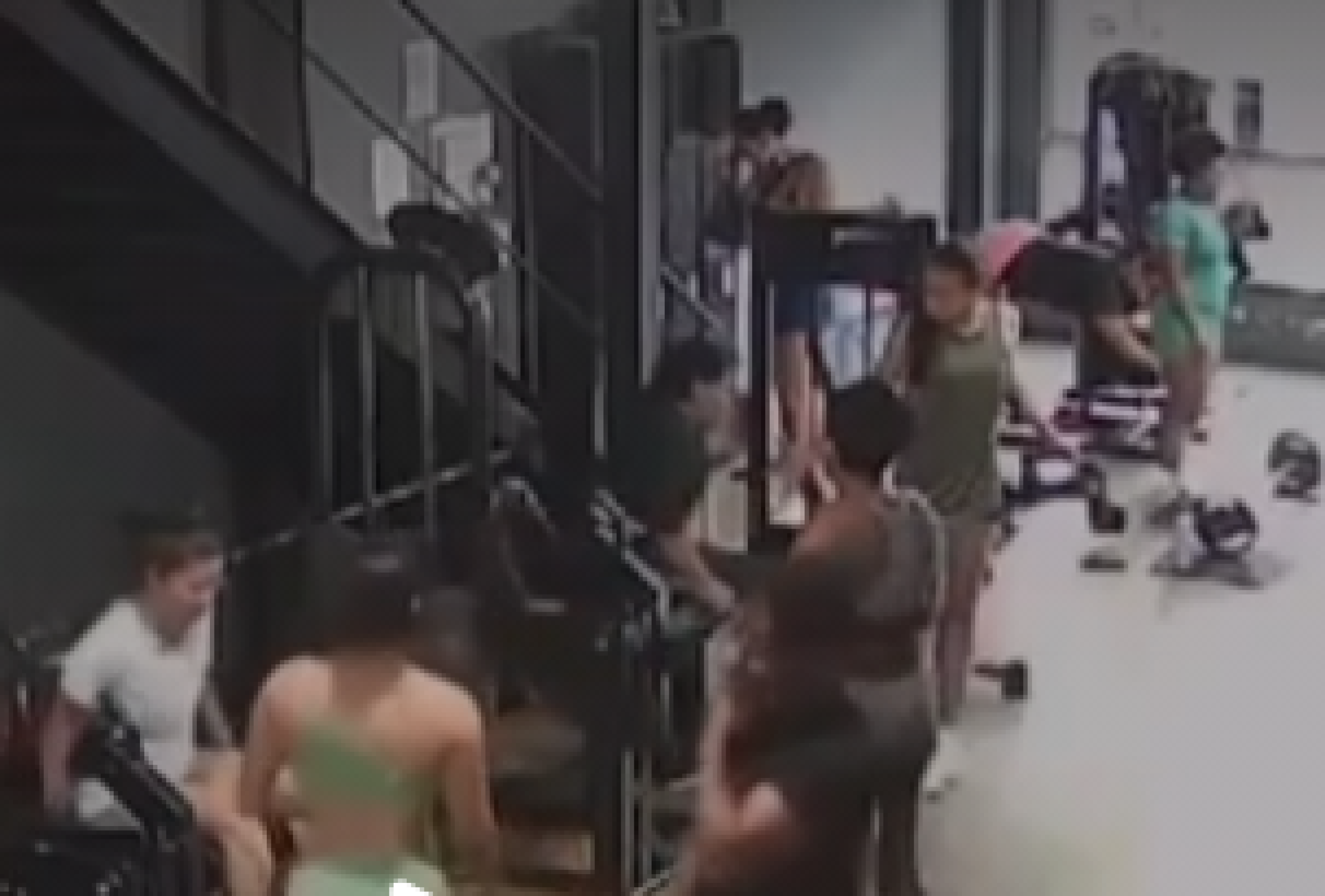 Aluna de academia morre após série de exercícios