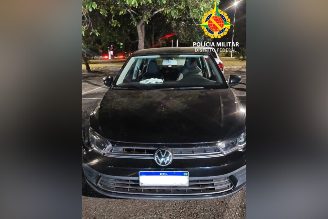 Perseguição policial no Guará na noite desta quarta-feira (19/2) - (crédito: PMDF/Divulgação) Perseguição policial no Guará na noite desta quarta-feira (19/2) - (crédito: PMDF/Divulgação)