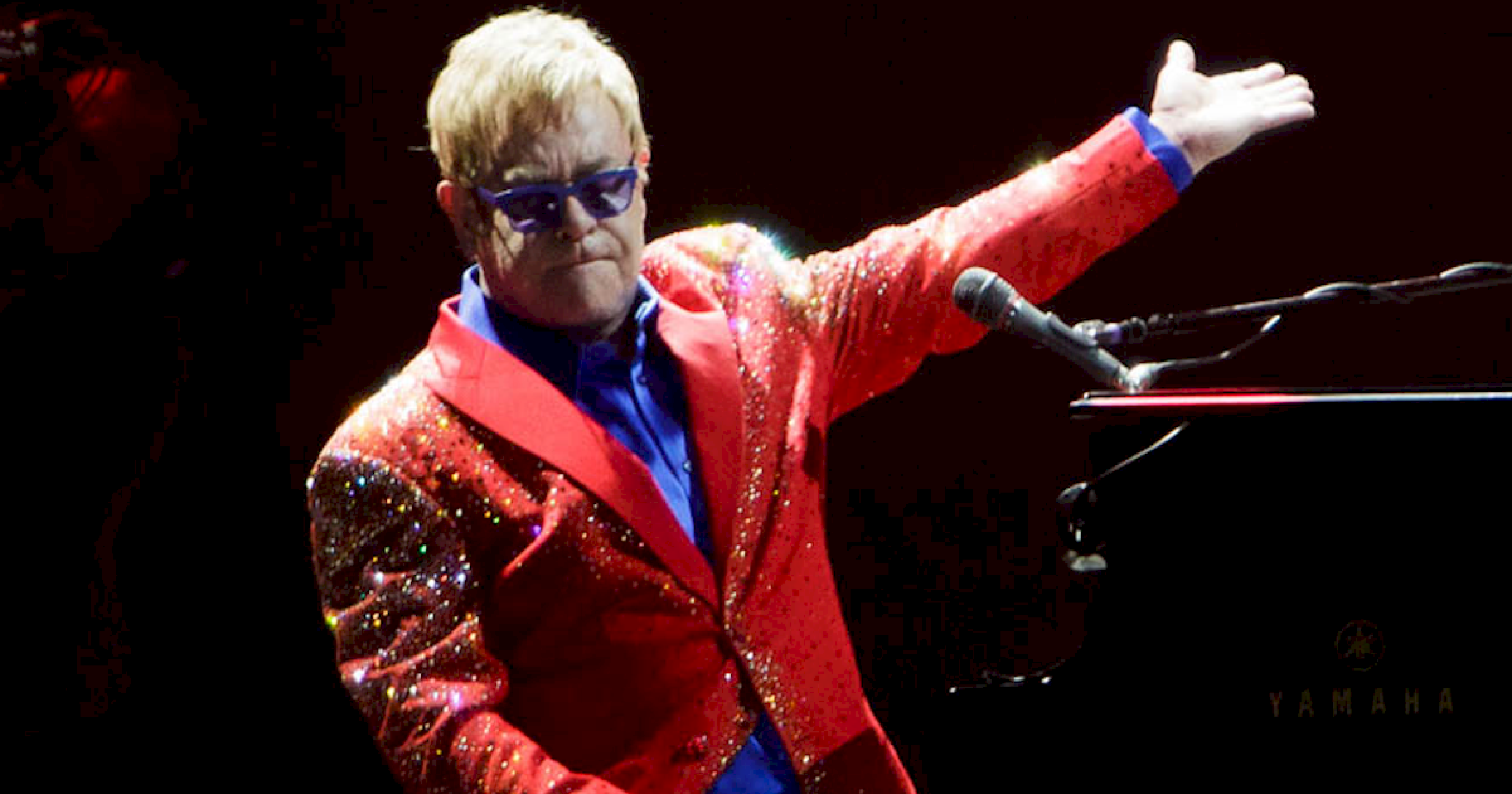 Elton John: revista elege as 50 melhores músicas do astro 