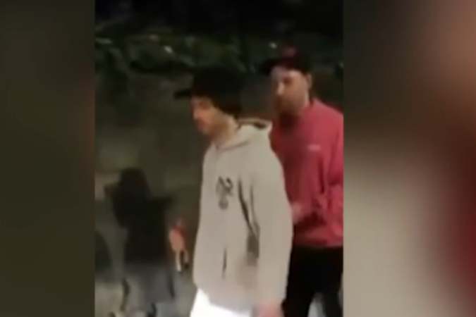 Craque do Manchester City é flagrado em 'estado de embriaguez' na Inglaterra - (crédito: Foto: Reprodução) Craque do Manchester City é flagrado em 'estado de embriaguez' na Inglaterra - (crédito: Foto: Reprodução)