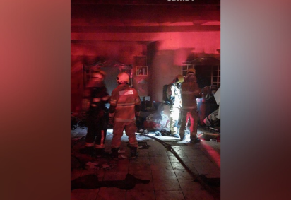 Bombeiros controlam incêndio em residência e resgatam dois jovens em Taguatinga