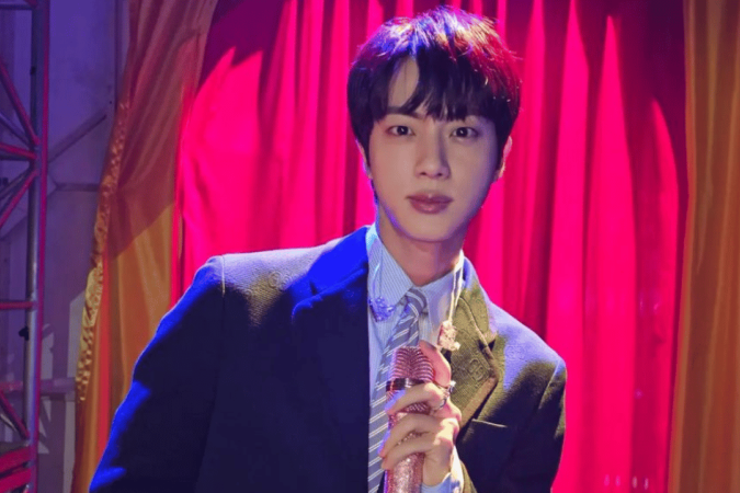 Jin, do BTS, faz sua estreia em novo reality show da Netflix - (crédito: TMJBrazil) Jin, do BTS, faz sua estreia em novo reality show da Netflix - (crédito: TMJBrazil)