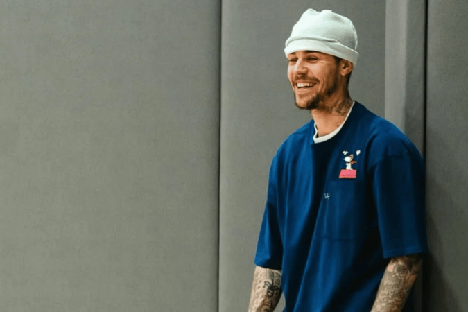 Justin Bieber preocupa fãs com aparência em live surpresa - (crédito: TMJBrazil) Justin Bieber preocupa fãs com aparência em live surpresa - (crédito: TMJBrazil)