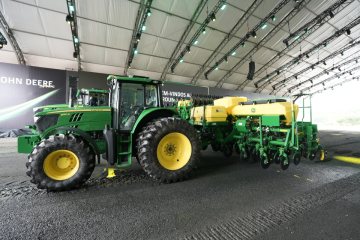 Aplicador de bioinsumos FA 400 (+Trator 6M)