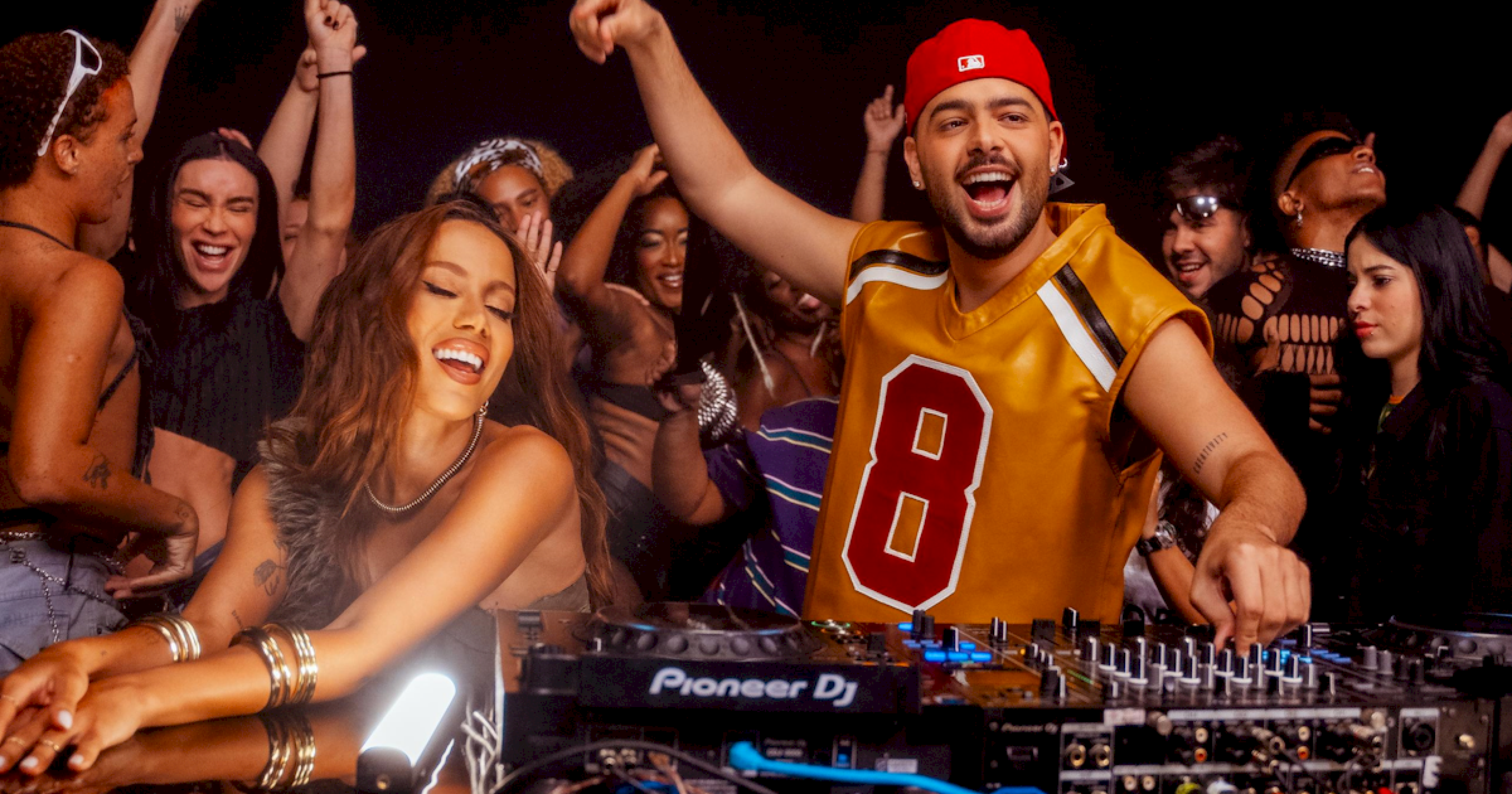 Pedro Sampaio une forças com Anitta e MC GW em 'Bota Um Funk'