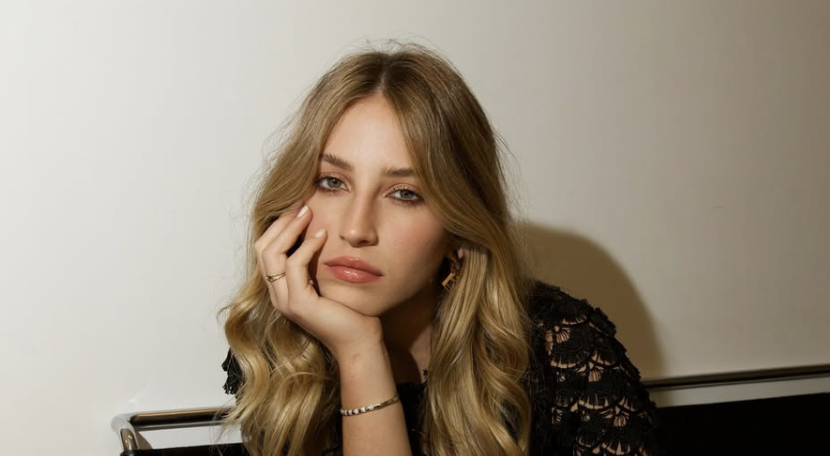 Paris Fashion Week na vida real? Influencer ensina como adaptar tendências
