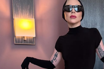 Lady Gaga chega ao Brasil e web relembra exigências curiosas da cantora
- (crédito: Redes Sociais) Lady Gaga chega ao Brasil e web relembra exigências curiosas da cantora
- (crédito: Redes Sociais)