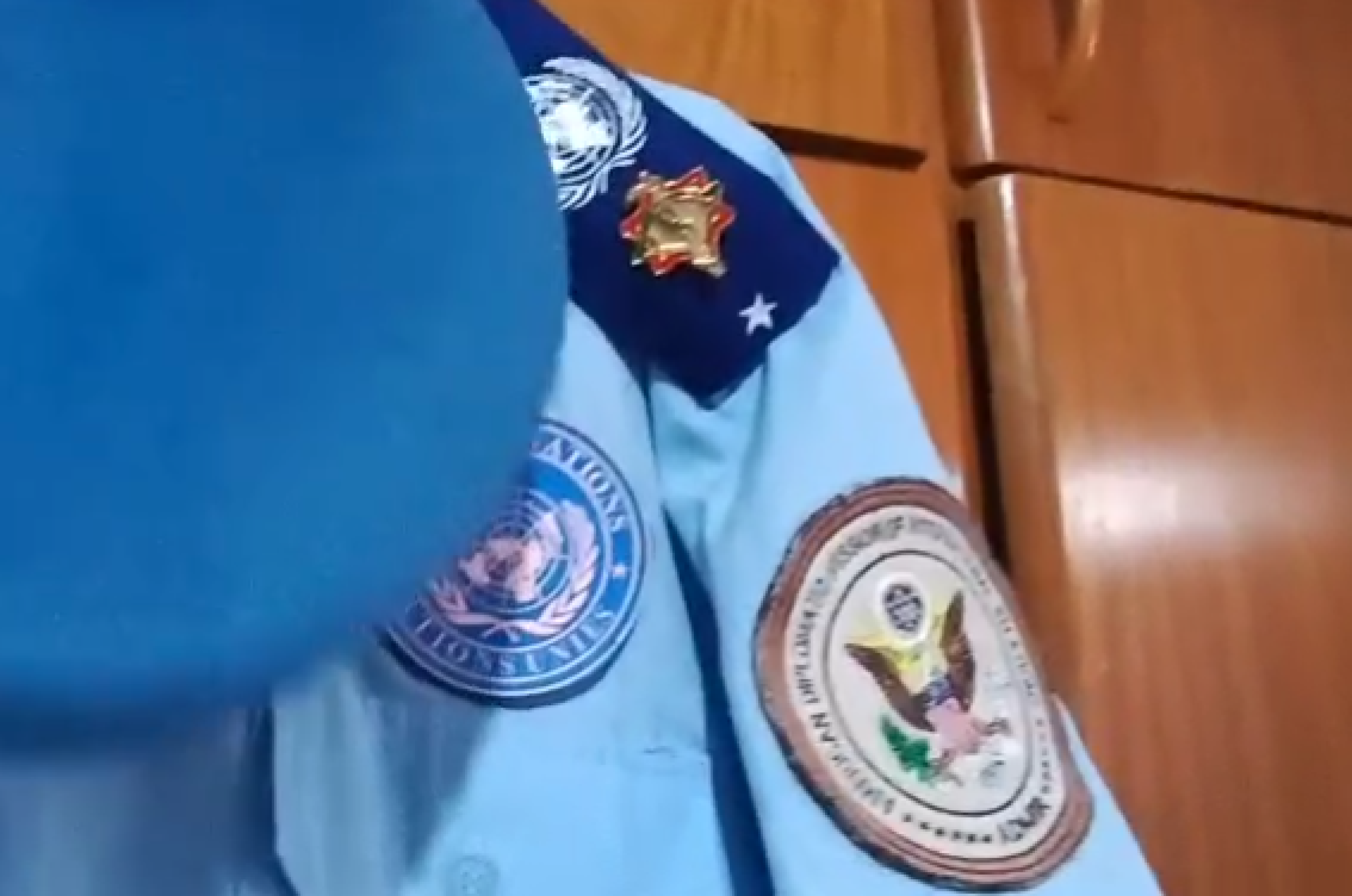 Polícia apreendeu documentos funcionais falsos na casa de golpista que fingia ser médico da ONU