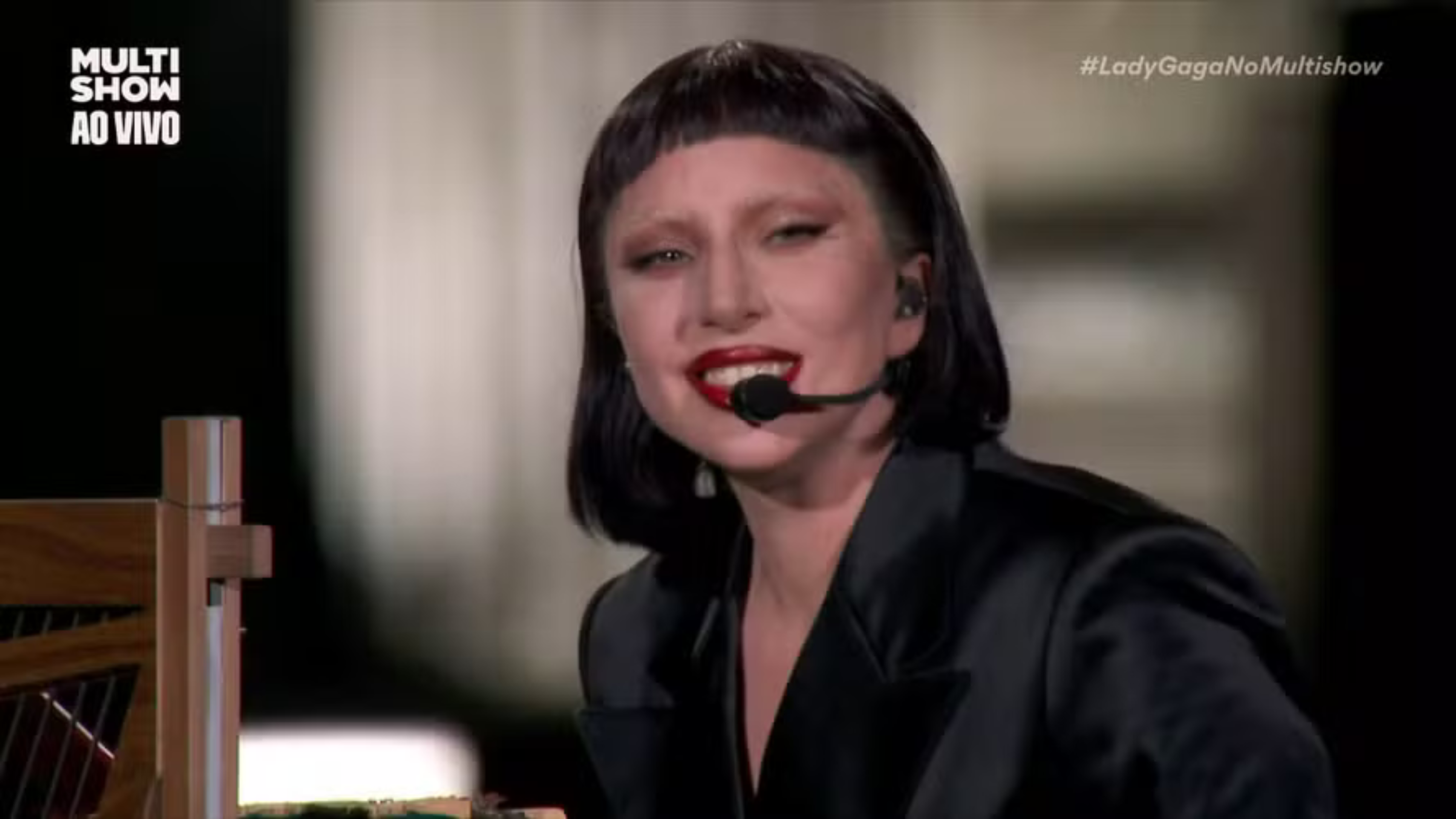 Lady Gaga soube de ameaça de bomba em Copacabana pela imprensa Lady Gaga soube de ameaça de bomba em Copacabana pela imprensa