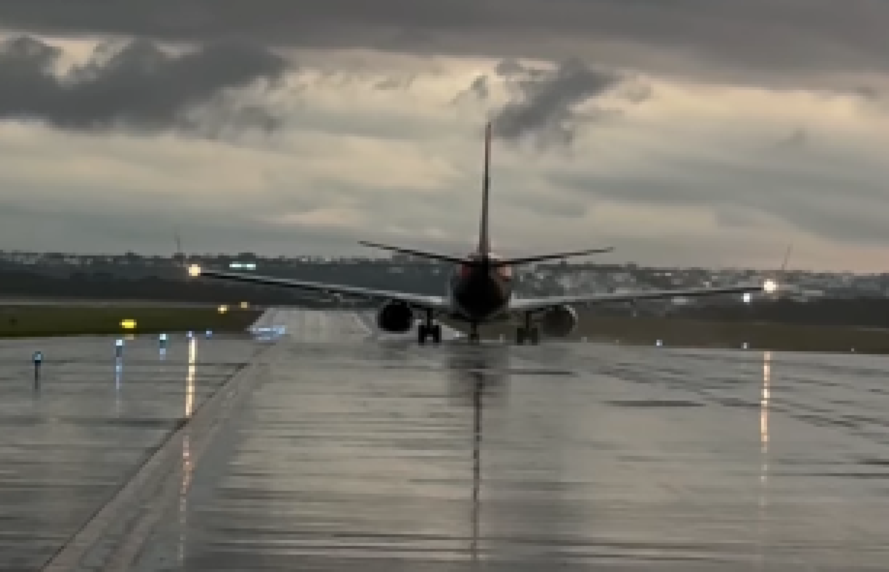 Ciclone em São Paulo faz voos de Brasília retornarem à capital federal