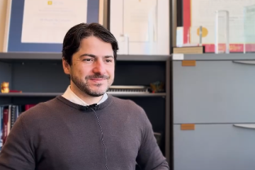 A pesquisa de Carvalho reúne duas frentes principais: a biópsia líquida por metilação do DNA e o mimetismo viral induzido em células cancerígenas -  (crédito: Reprodução/Redes sociais )