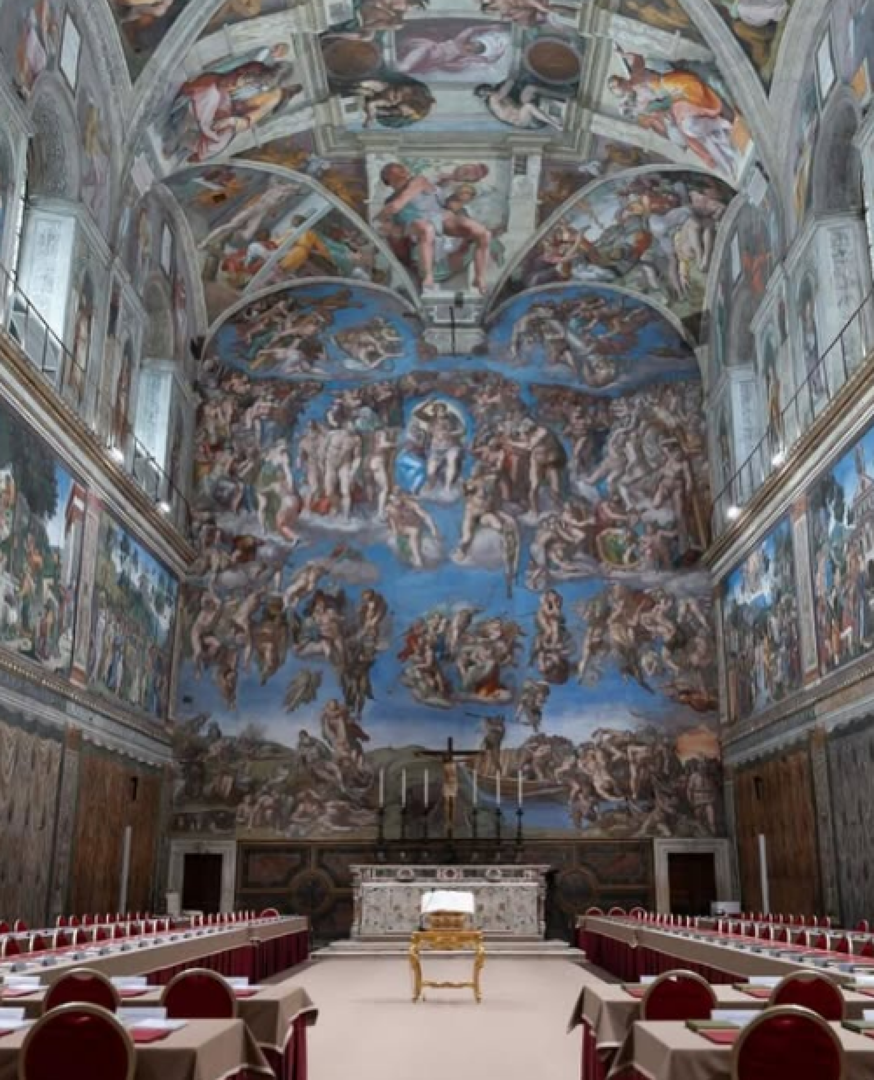 Capela Sistina preparada para o conclave 