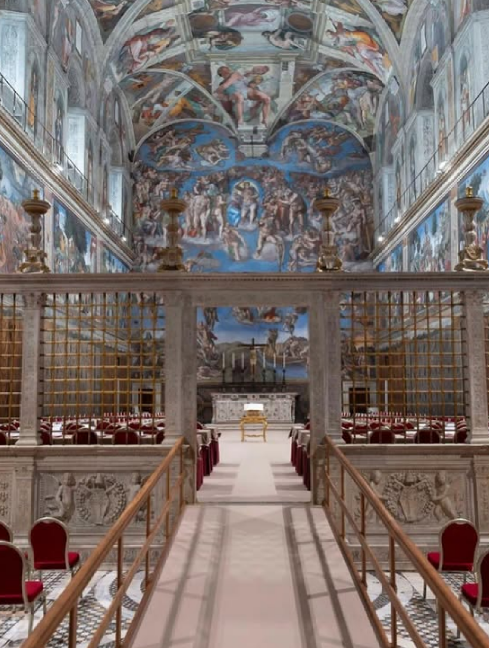 Capela Sistina preparada para o conclave 