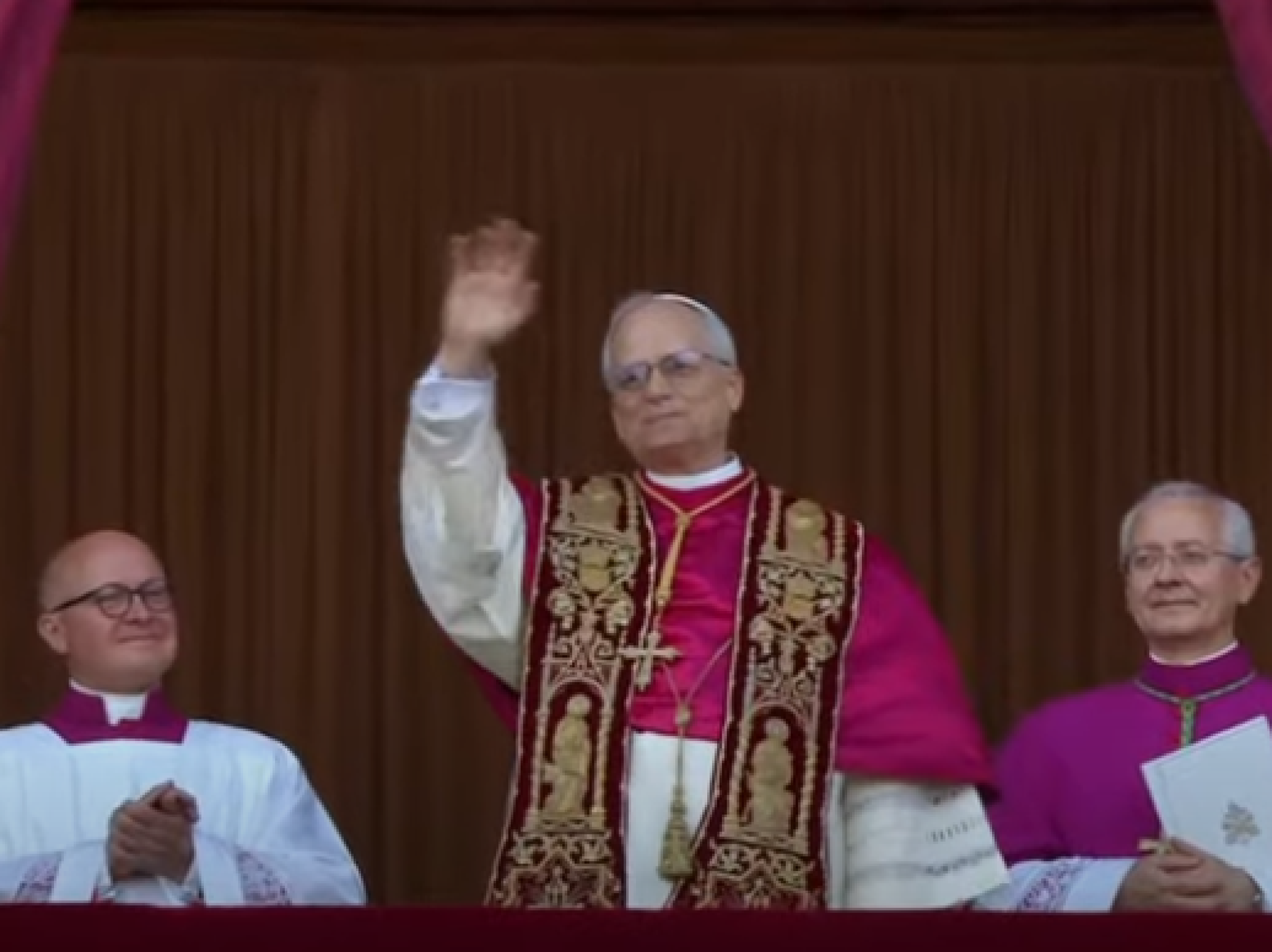 Papa Leão XIV é anunciado como novo líder da Igreja Católica 