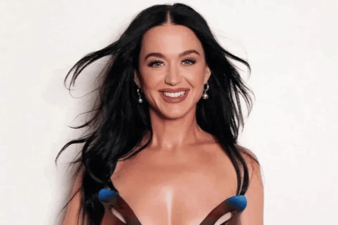 Katy Perry ironiza críticas em show lotado e prova seu sucesso - (crédito: TMJBrazil) Katy Perry ironiza críticas em show lotado e prova seu sucesso - (crédito: TMJBrazil)