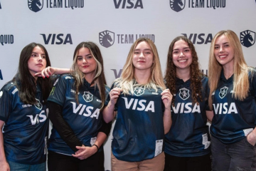 A formação da Team Liquid na disputa pelo título do VCT Game Changers Brasil 2025 conta com as jogadoras Isabeli 'isaa' Esser, Leticia 'joojina' Paiva, Natália 'daiki' Vilela, Paula 'bstrdd' Nagui e Vitória 'bizerra' Vieira. -  (crédito: Divulgação/Team Liquid)