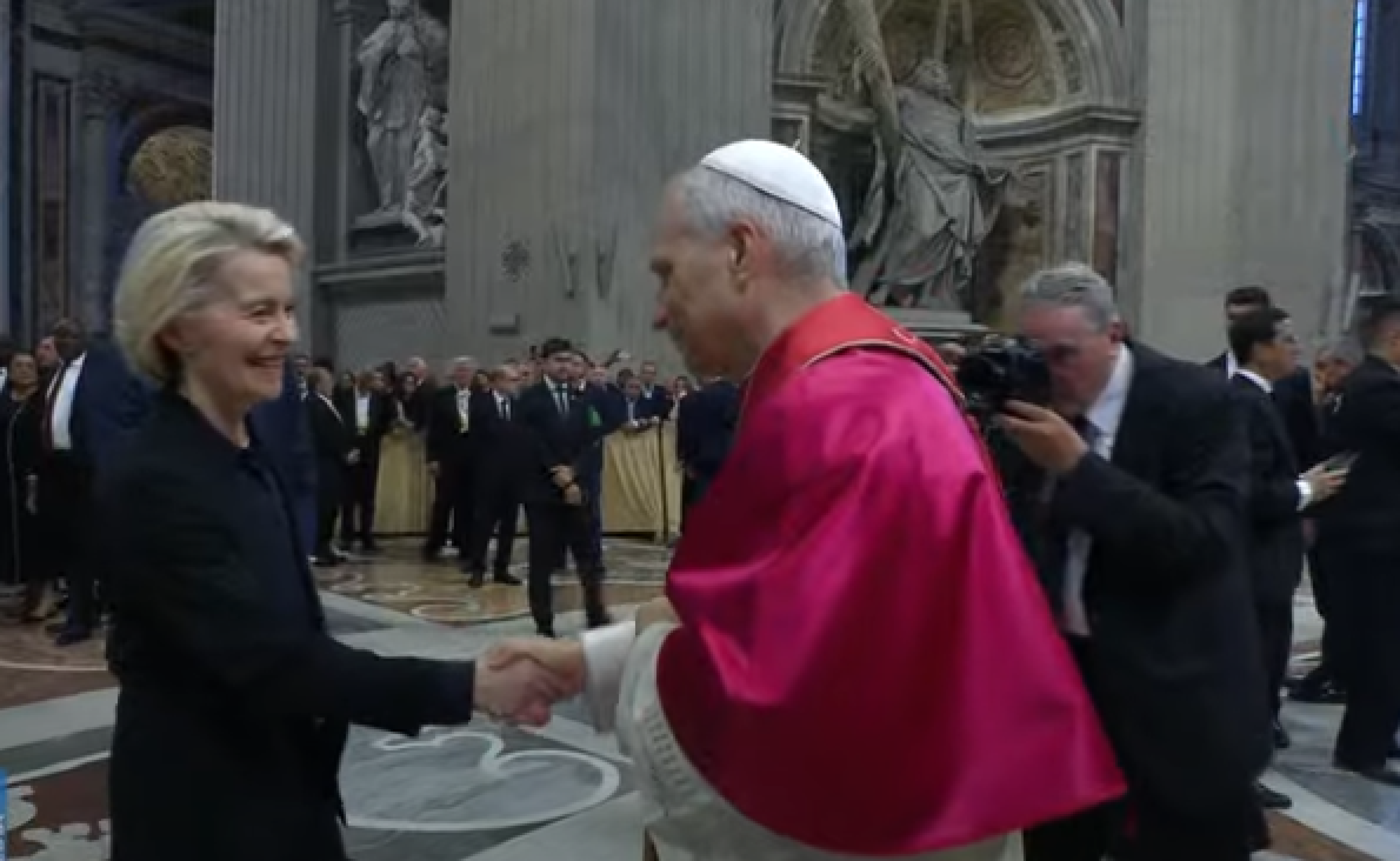 Após a missa que marcou o início do pontificado, Leão XIV recebeu autoridades e chefes de estado 