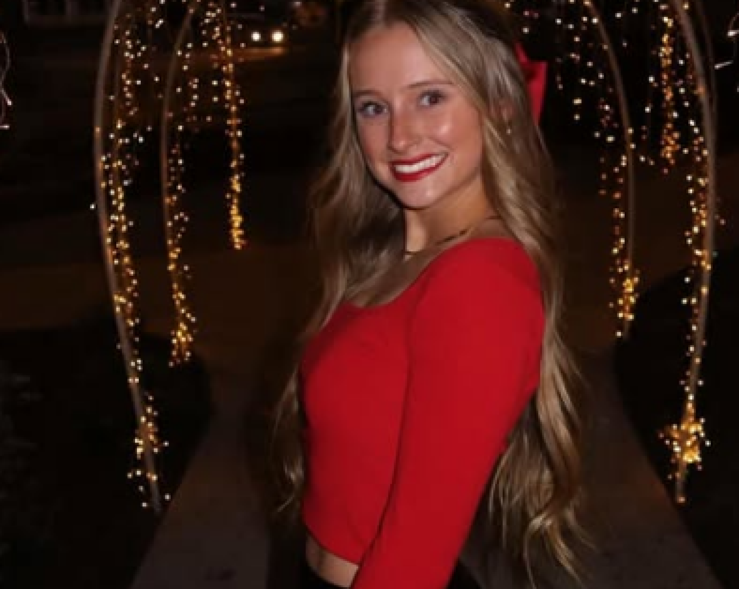 Anna Grace morreu aos 19 anos, após receber o diagnóstico de câncer no cérebro 