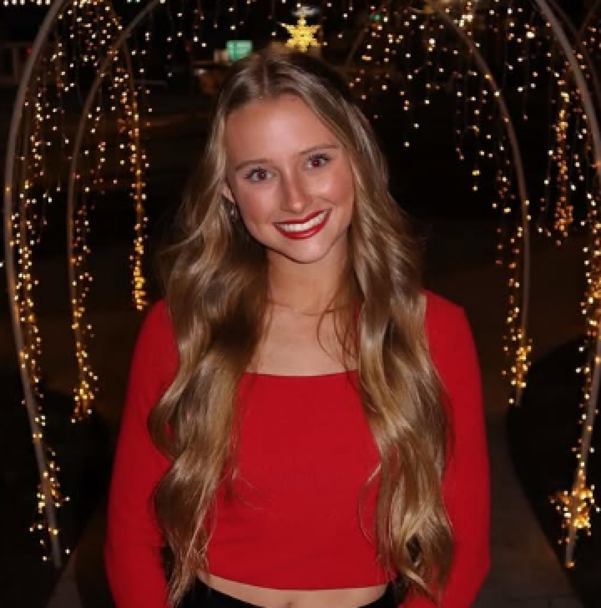 Anna Grace morreu aos 19 anos, após receber o diagnóstico de câncer no cérebro 