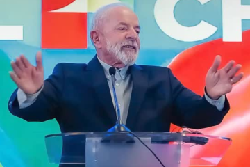 'A gente não pode votar em qualquer tranqueira para governar esse país. É preciso votar em gente que tenha compromisso', disse Lula -  (crédito: Reprodução/Instagram)