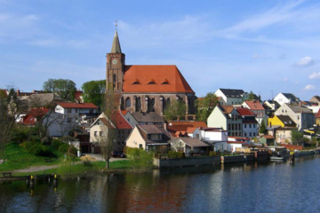 Eisenhüttenstadt, localizada no leste do país, oferecerá em setembro apartamento mobiliado de maneira gratuita. Intenção é atrair profissionais qualificados  -  (crédito:  Fotolia/Michaela Bock)