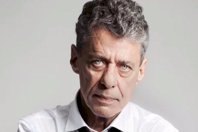 Chico Buarque deixa hospital com saúde renovada após cirurgia - (crédito: TMJBrazil) Chico Buarque deixa hospital com saúde renovada após cirurgia - (crédito: TMJBrazil)