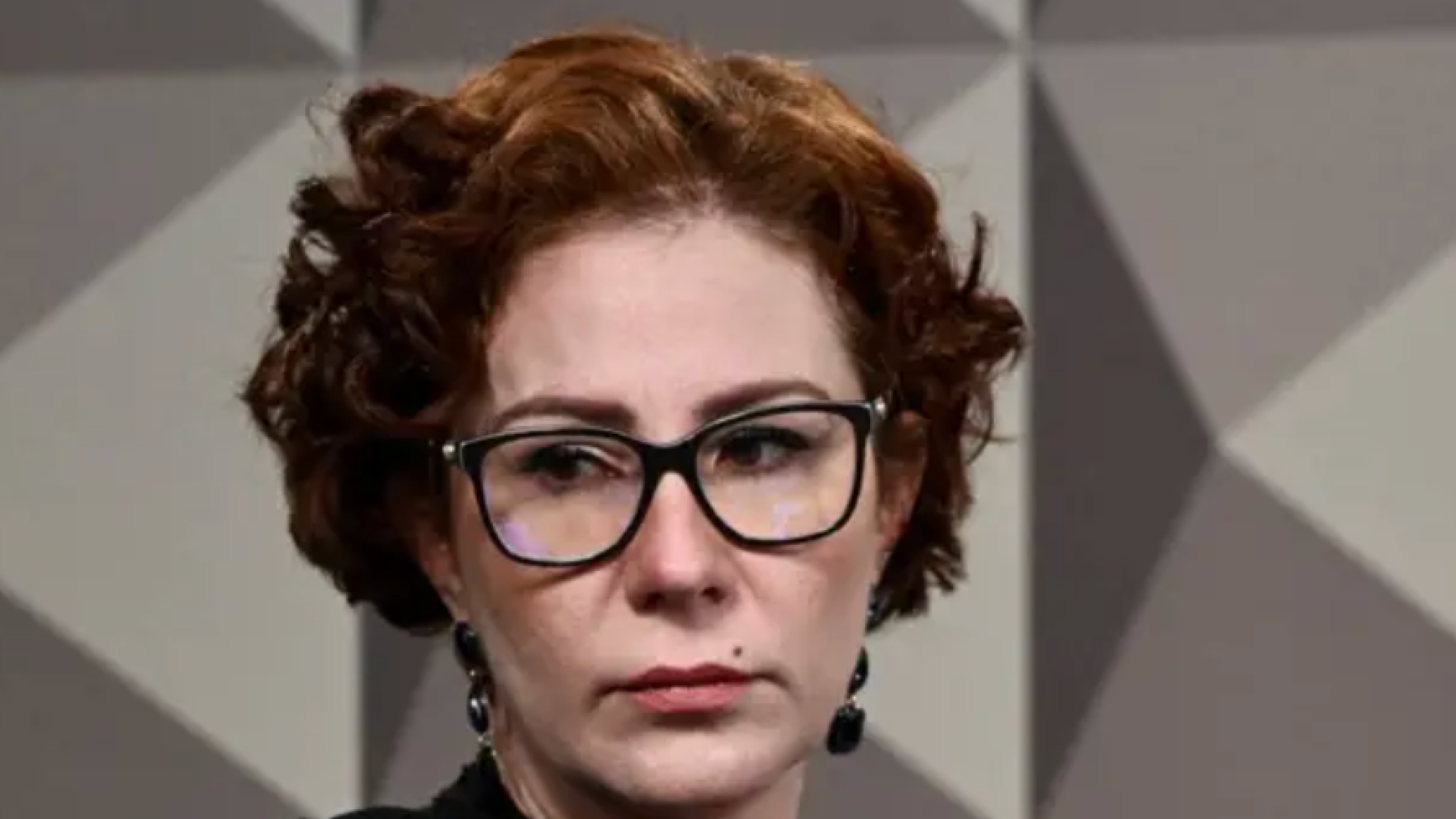 A parlamentar está atualmente na Itália e é considerada foragida da Justiça brasileira  -  (crédito: BBC Geral)