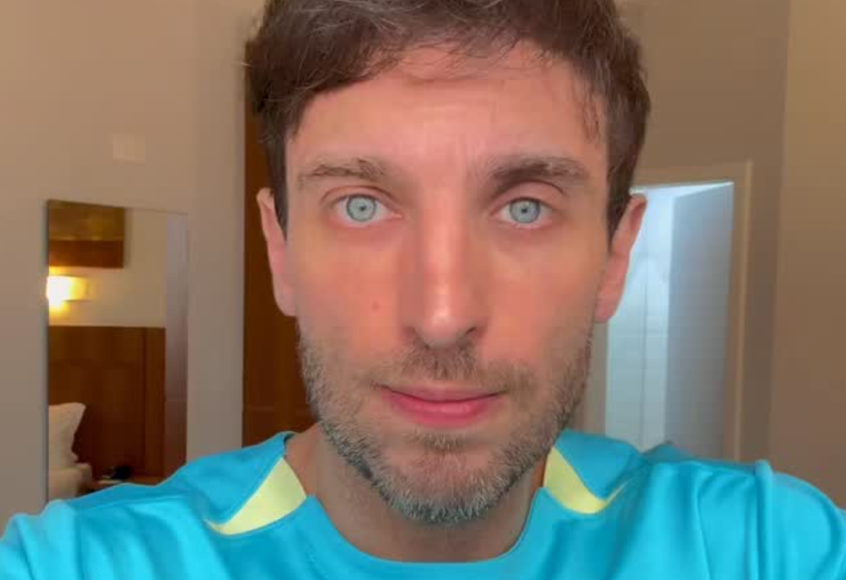 Leo Lins: briga entre comediantes vai de palco à lavação de roupa suja