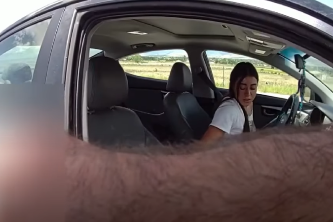 Sem antecedentes criminais, Caroline ficou presa por quase duas semanas num centro para detenção de imigrantes em Aurora, próximo a Denver, Colorado - (crédito: Arquivo familiar) Sem antecedentes criminais, Caroline ficou presa por quase duas semanas num centro para detenção de imigrantes em Aurora, próximo a Denver, Colorado - (crédito: Arquivo familiar)