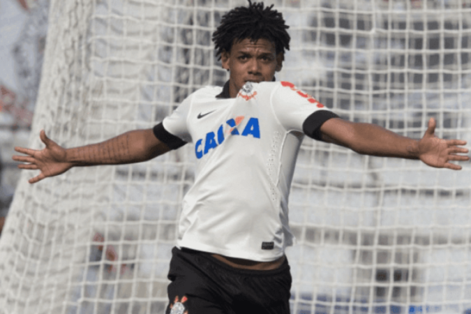 Jogador fez história no rival do Alvinegro Praiano -  (crédito: Foto: Divulgação/Corinthians)