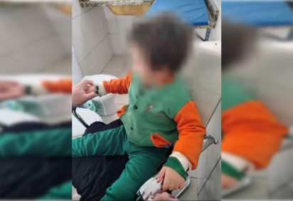 Criança de 4 anos é encontrada amarrada em banheiro de uma escolinha particular em Araucária -  (crédito: Reprodução/Redes Sociais)