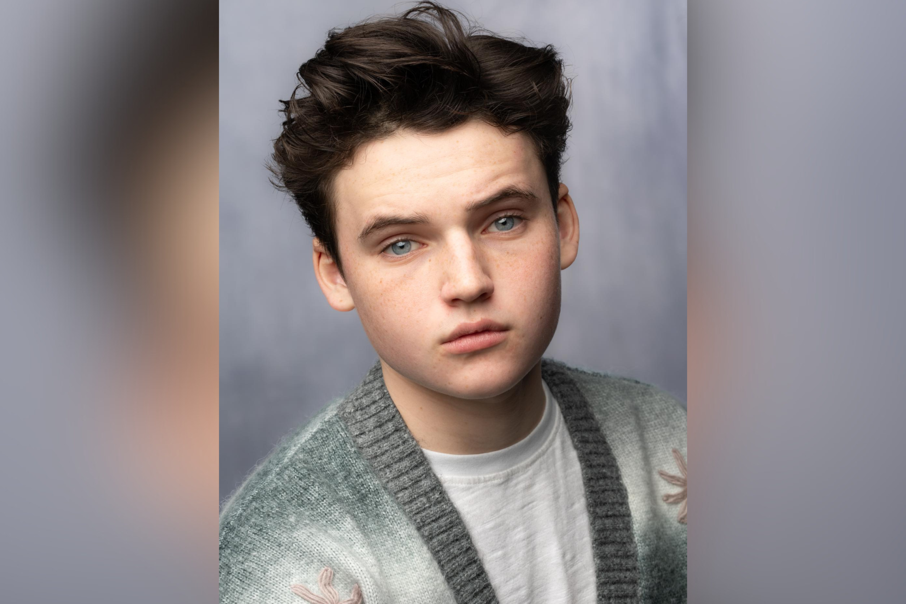 Benjamin Evan Ainsworth será o Link.
