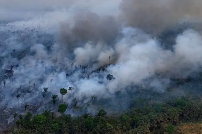 Petrobras é uma das empresas que buscam autorização para explorar possíveis reservas de petróleo localizadas na bacia sedimentar da Foz do Amazonas, na Costa do Amapá -  (crédito: Agência Brasil)