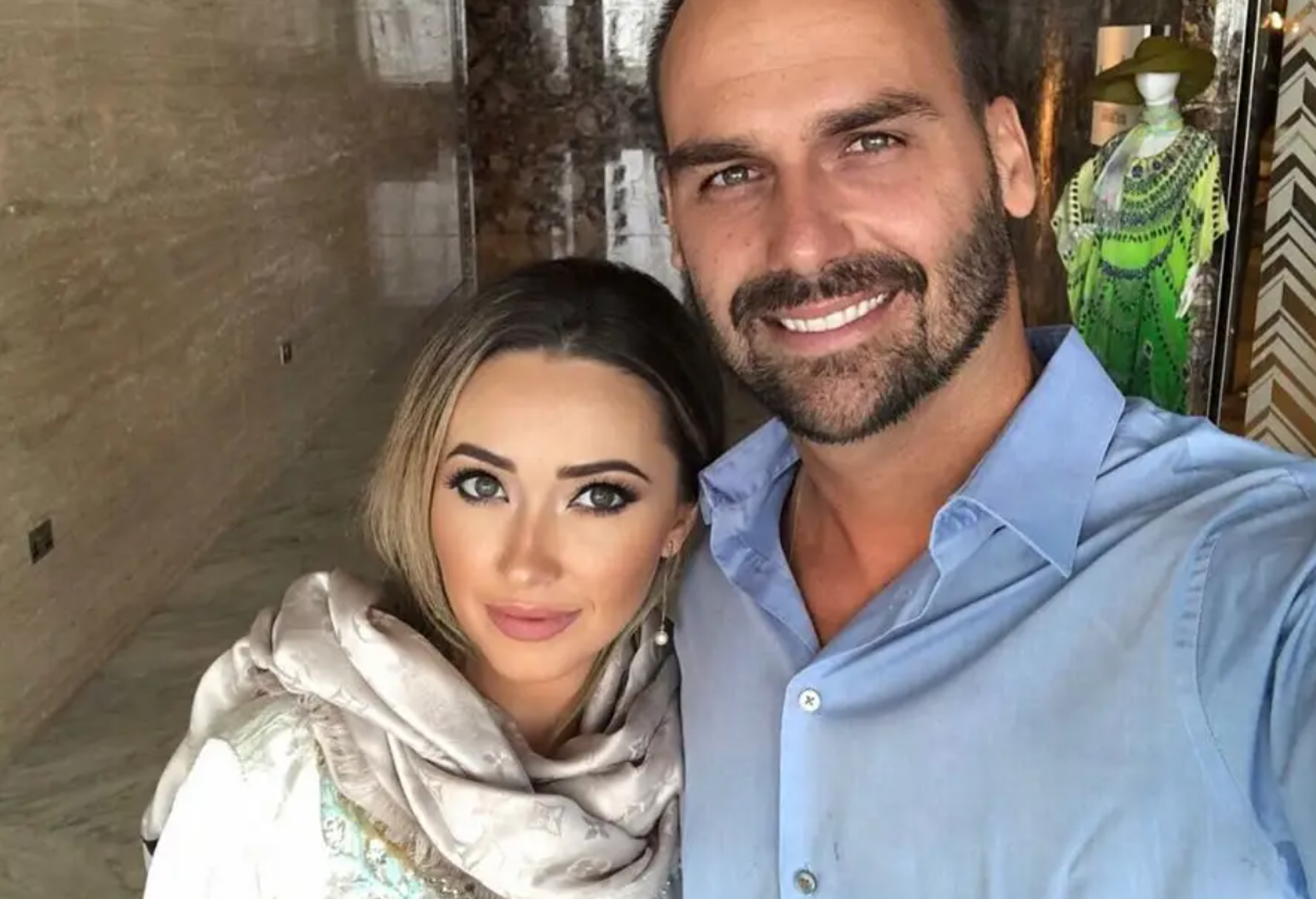 Eduardo Bolsonaro acusa Moraes de bloquear contas de sua esposa