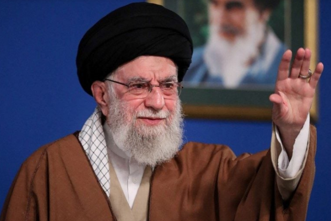 O líder supremo do Irã, Ali Khamenei, é uma das autoridades máximas do país - (crédito: KHAMENEI.IR / AFP) O líder supremo do Irã, Ali Khamenei, é uma das autoridades máximas do país - (crédito: KHAMENEI.IR / AFP)