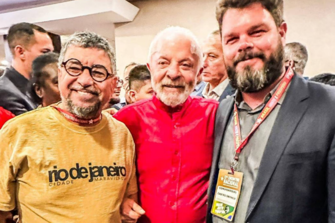 O evento reuniu lideranças petistas, como a ex-presidente do PT e atual ministra da Secretaria de Relações Institucionais (SRI), Gleisi Hoffmann, o ministro da Fazenda, Fernando Haddad, e o novo presidente do partido, Edinho Silva -  (crédito: Reprodução / Instagram)