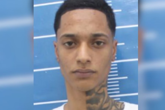 o cantor responderá em liberdade com medidas alternativas definidas pelo juiz de primeiro grau -  (crédito: Reprodução/Redes Sociais)