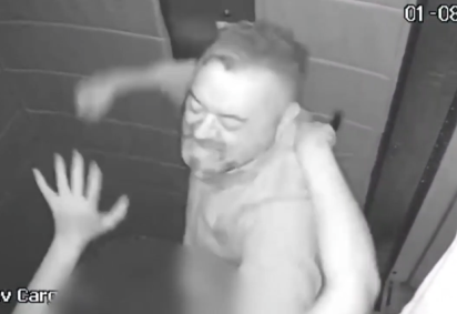 Homem espanca mulher com dezenas de socos em elevador no Guará -  (crédito: Material cedido ao Correio)